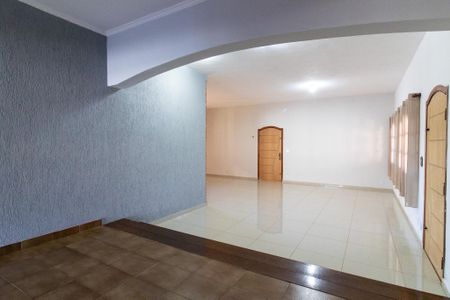 Casa à venda com 420m², 3 quartos e 6 vagasSala