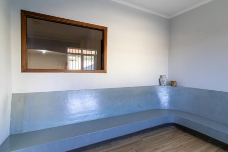 Casa à venda com 420m², 3 quartos e 6 vagasSala