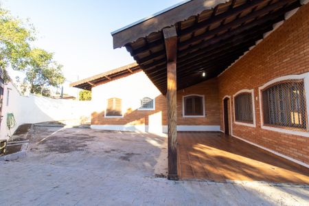Casa à venda com 420m², 3 quartos e 6 vagasÁrea externa
