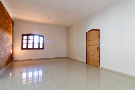 Casa à venda com 420m², 3 quartos e 6 vagasSala