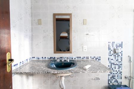 Casa à venda com 420m², 3 quartos e 6 vagasBanheiro da Suíte