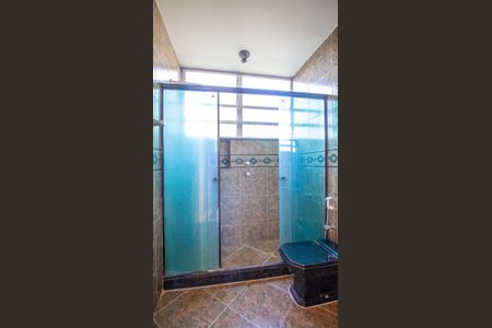 Apartamento à venda com 136m², 5 quartos e 1 vagaBanheiro da Suíte