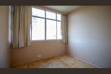 Apartamento à venda com 136m², 5 quartos e 1 vagaQuarto 3