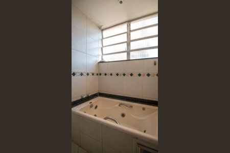 Apartamento à venda com 136m², 5 quartos e 1 vagaBanheiro Social