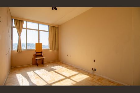 Apartamento à venda com 136m², 5 quartos e 1 vagaSuíte