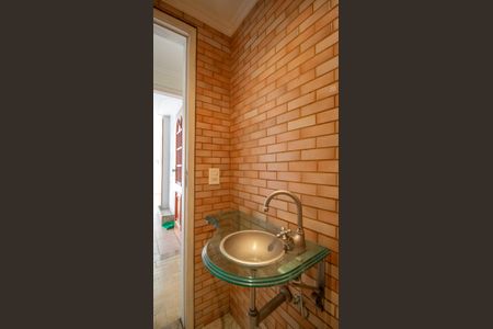 Apartamento à venda com 136m², 5 quartos e 1 vagaLavabo