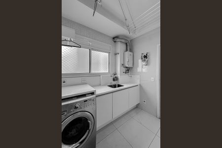 Apartamento à venda com 228m², 4 quartos e 4 vagasÁrea de Serviço