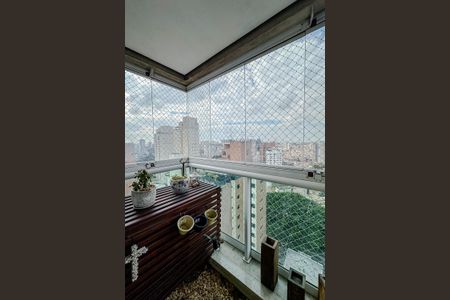 Apartamento à venda com 228m², 4 quartos e 4 vagasVaranda da Suíte 2