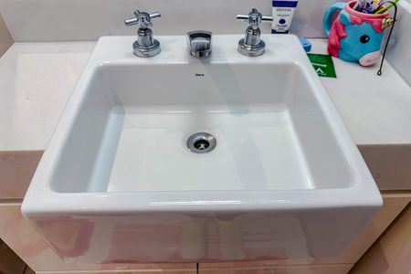 Apartamento à venda com 228m², 4 quartos e 4 vagasBanheiro da Suíte 3