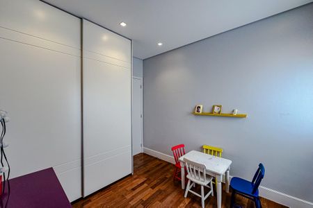 Apartamento à venda com 228m², 4 quartos e 4 vagasSuíte 4