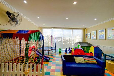 Apartamento à venda com 228m², 4 quartos e 4 vagasÁrea comum - Brinquedoteca