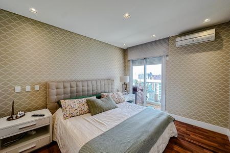 Apartamento à venda com 228m², 4 quartos e 4 vagasSuíte 2