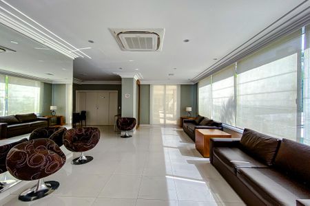 Apartamento à venda com 228m², 4 quartos e 4 vagasÁrea comum