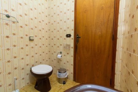 Casa à venda com 180m², 3 quartos e 2 vagasBanheiro 2