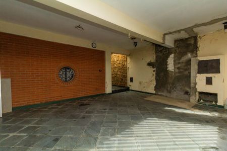 Casa à venda com 180m², 3 quartos e 2 vagasGaragem