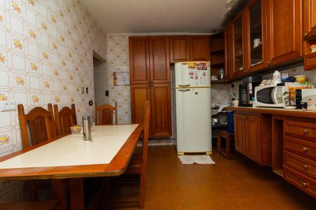 Casa à venda com 180m², 3 quartos e 2 vagasCozinha