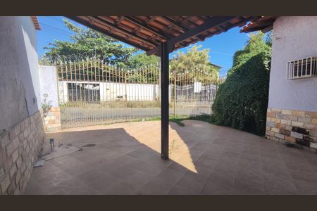 Casa à venda com 300m², 4 quartos e 4 vagasÁrea externa