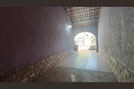 Casa à venda com 300m², 4 quartos e 4 vagasGaragem