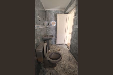 Casa à venda com 300m², 4 quartos e 4 vagasBanheiro Área Gourmet