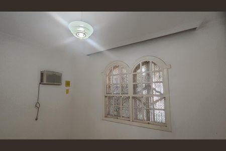 Casa à venda com 300m², 4 quartos e 4 vagasQuarto 2