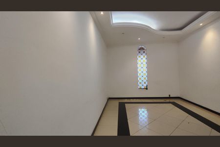 Casa à venda com 300m², 4 quartos e 4 vagasSala 1