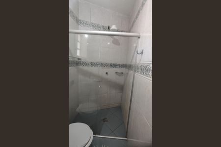 Casa à venda com 300m², 4 quartos e 4 vagasBanheiro da Suíte 2