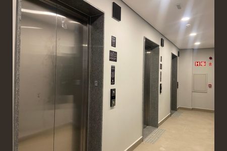 Apartamento à venda com 40m², 1 quarto e 1 vagaÁrea comum