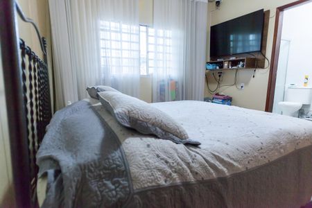 Casa à venda com 837m², 3 quartos e sem vaga Casa à venda com 837m², 3 quartos e sem vagaSuíte 2