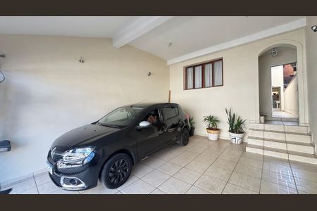 Casa à venda com 210m², 4 quartos e 2 vagasGaragem
