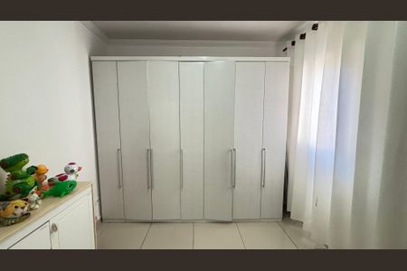 Casa à venda com 210m², 4 quartos e 2 vagasQuarto 1