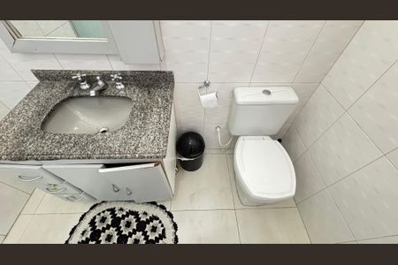 Casa à venda com 210m², 4 quartos e 2 vagasBanheiro Social