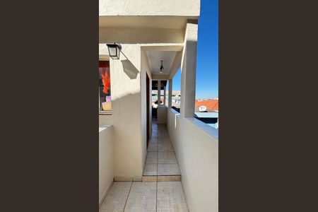 Casa à venda com 210m², 4 quartos e 2 vagasCobertura