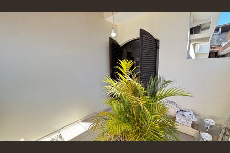 Casa à venda com 210m², 4 quartos e 2 vagasSuite 1 - Varanda