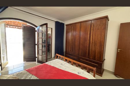 Casa à venda com 210m², 4 quartos e 2 vagasSuite 1