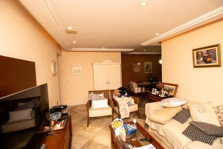 Apartamento à venda com 145m², 4 quartos e 2 vagasSala