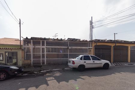 Casa para alugar com 120m², 3 quartos e 2 vagas Casa para alugar com 120m², 3 quartos e 2 vagasFachada