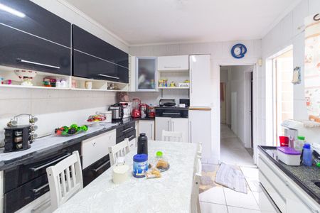 Casa para alugar com 120m², 3 quartos e 2 vagas Casa para alugar com 120m², 3 quartos e 2 vagasCozinha