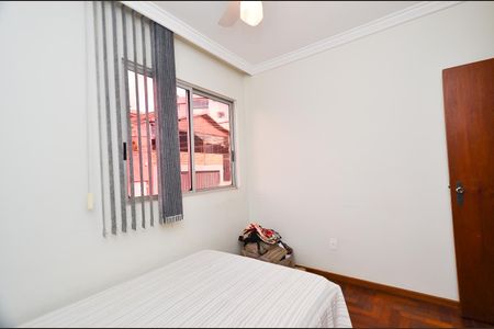 Apartamento à venda com 87m², 3 quartos e 2 vagasQuarto 2