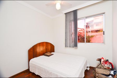 Apartamento à venda com 87m², 3 quartos e 2 vagasQuarto 2