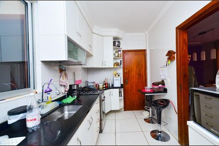 Apartamento à venda com 87m², 3 quartos e 2 vagasCozinha