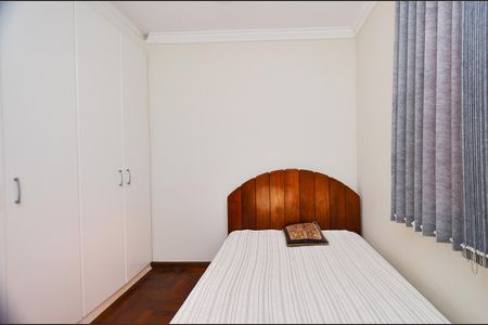 Apartamento à venda com 87m², 3 quartos e 2 vagasQuarto 2