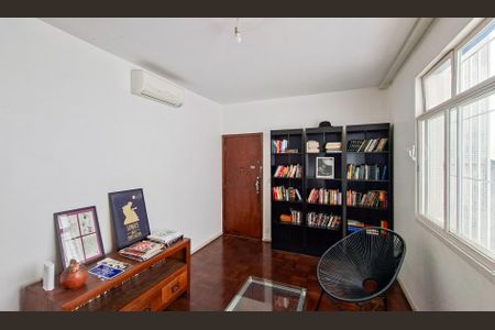 Apartamento à venda com 98m², 3 quartos e 1 vaga Apartamento à venda com 98m², 3 quartos e 1 vagaSala
