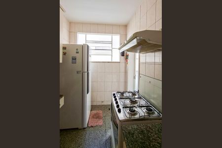 Apartamento à venda com 98m², 3 quartos e 1 vaga Apartamento à venda com 98m², 3 quartos e 1 vagaCozinha e Área de Serviço