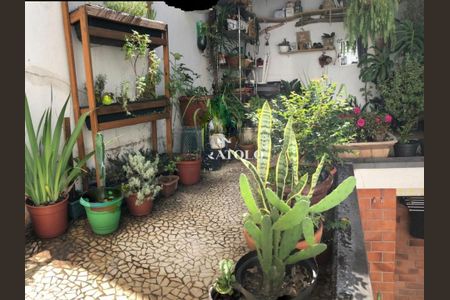 Casa à venda com 140m², 3 quartos e 1 vaga