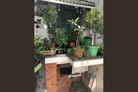 Casa à venda com 140m², 3 quartos e 1 vaga