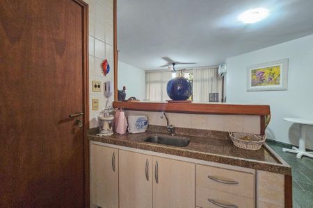 Apartamento para alugar com 90m², 4 quartos e 2 vagasCozinha