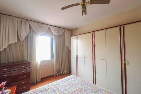 Casa à venda com 139m², 2 quartos e 2 vagas Casa à venda com 139m², 2 quartos e 2 vagasQuarto 1