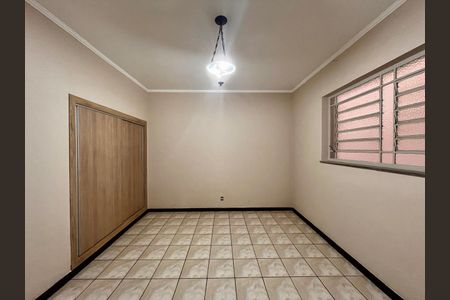 Casa à venda com 320m², 4 quartos e 3 vagas Casa à venda com 320m², 4 quartos e 3 vagasSala 3