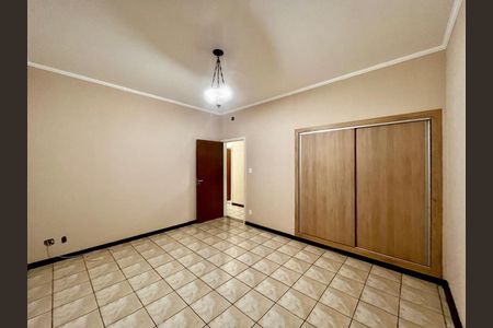 Casa à venda com 320m², 4 quartos e 3 vagas Casa à venda com 320m², 4 quartos e 3 vagasSala 3