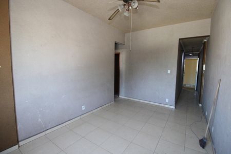 Apartamento para alugar com 70m², 2 quartos e 1 vagaSala